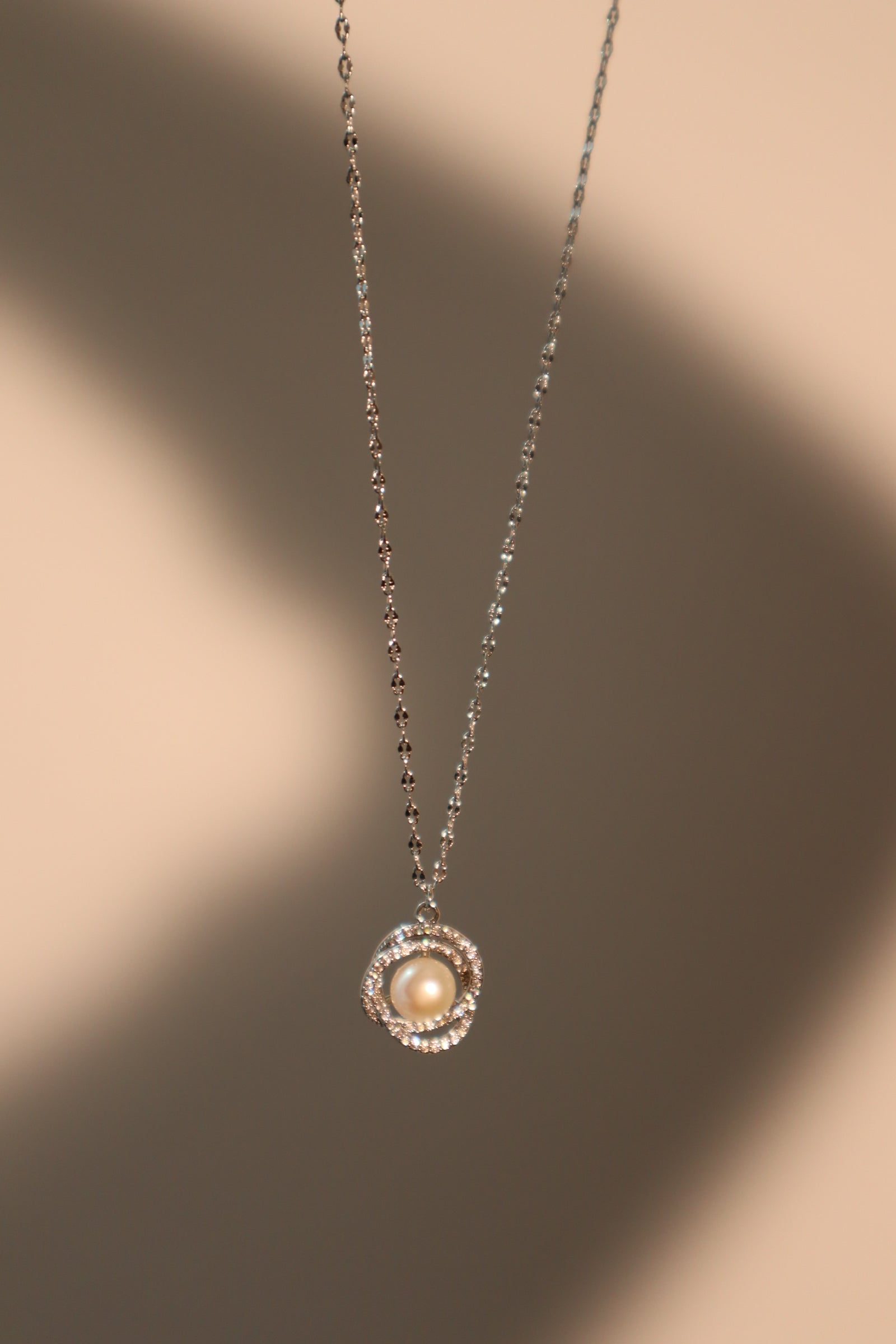 Sterling Silver Keshi Pearl Pendant Necklace | HEIDIJHALE
