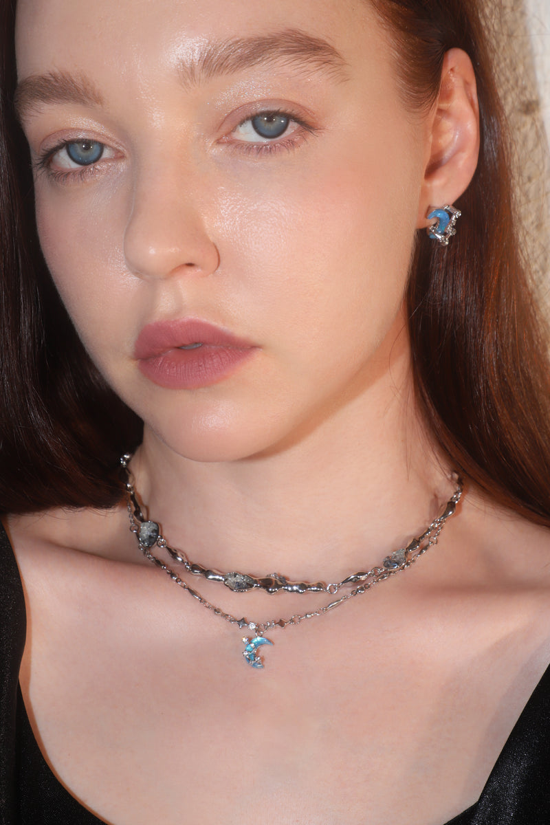 Palladium white-gold-plated moon and star necklace with a zirconia moonstone and zirconia diamonds