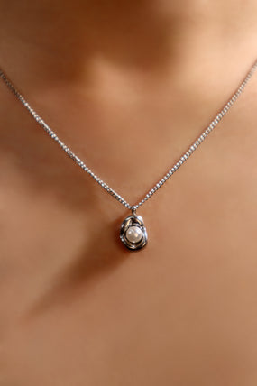 Stainless Steel Pearl Shell Necklace