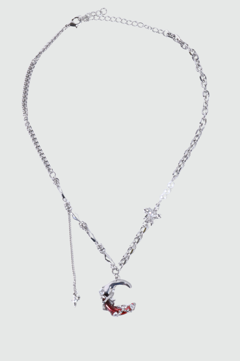 Silver-plated red crescent moon necklace with synthetic pearls and zirconia diamonds