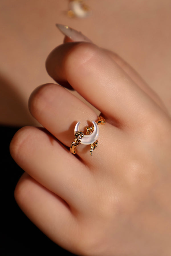 18K Real Gold Plated Natural Shell Moon Ring