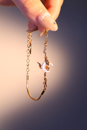 18K Real Gold Plated Natural Shell Moon Bracelet