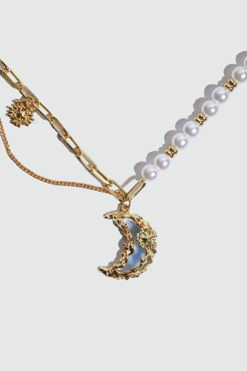 18K Real Gold Plated Moon Resin Pearls Necklace