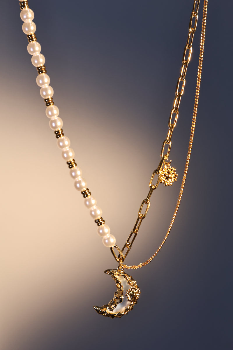 18K Real Gold Plated Moon Resin Pearls Necklace