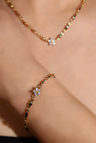 Collier fleur clair d'étoiles plaqué or véritable 18 carats