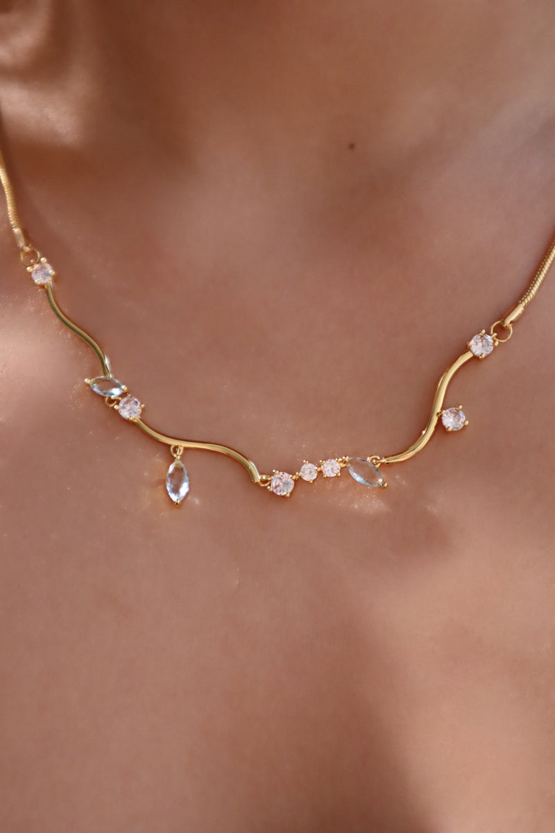 18K gold-plated necklace with blue gemstones and zirconia diamonds