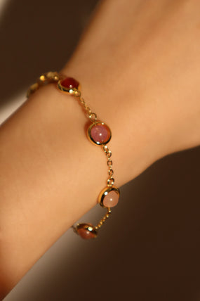 Gold-plated bracelet with multi-color zirconia moonstones on a dainty chain