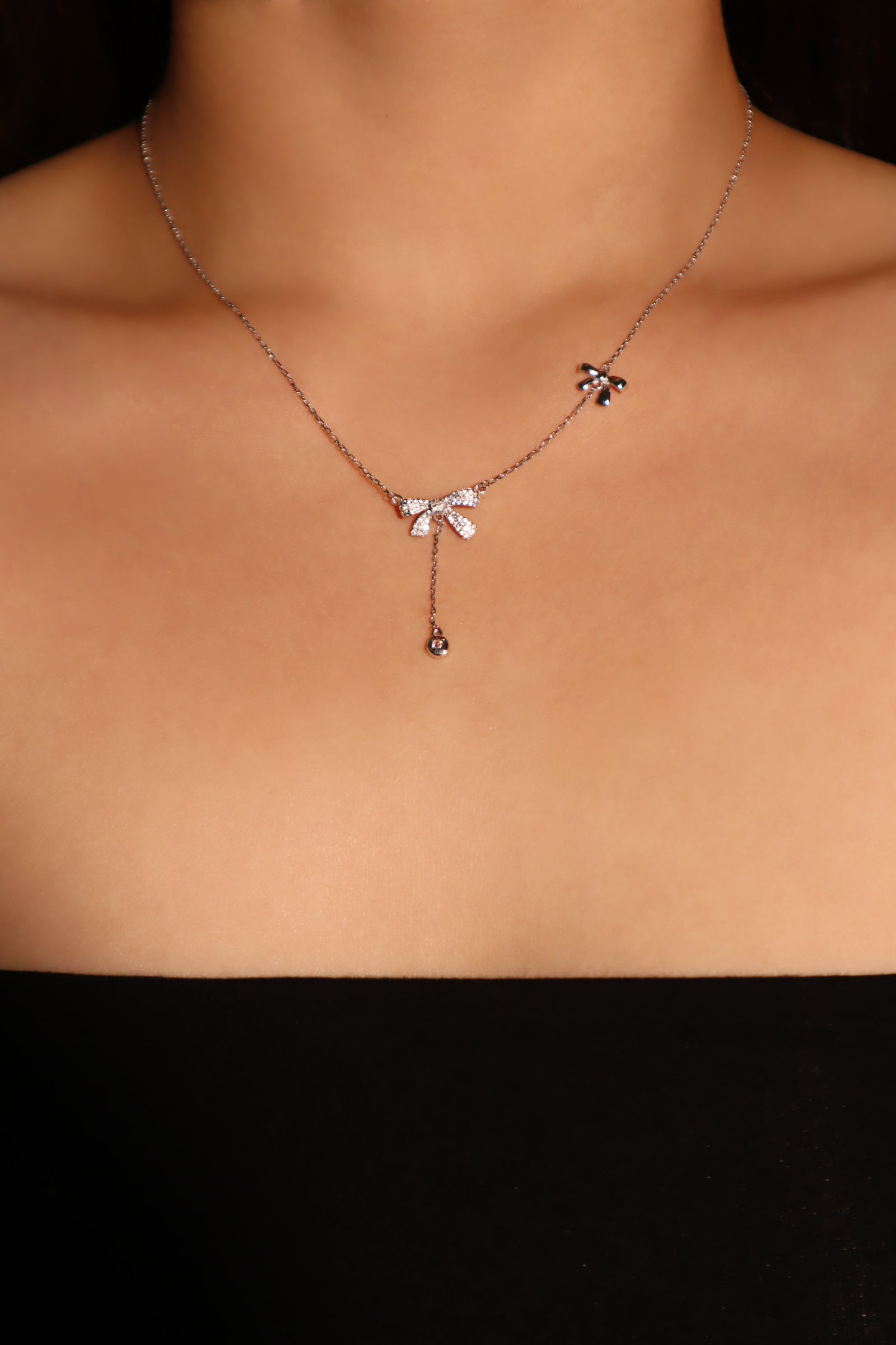 925 Sterling Silver Diamond Bowknot Necklace