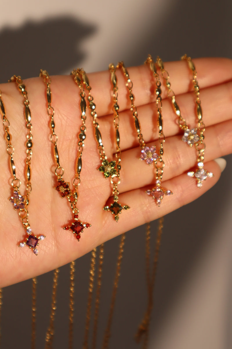 18K gold-plated cross pendant necklace lined with zirconia diamonds