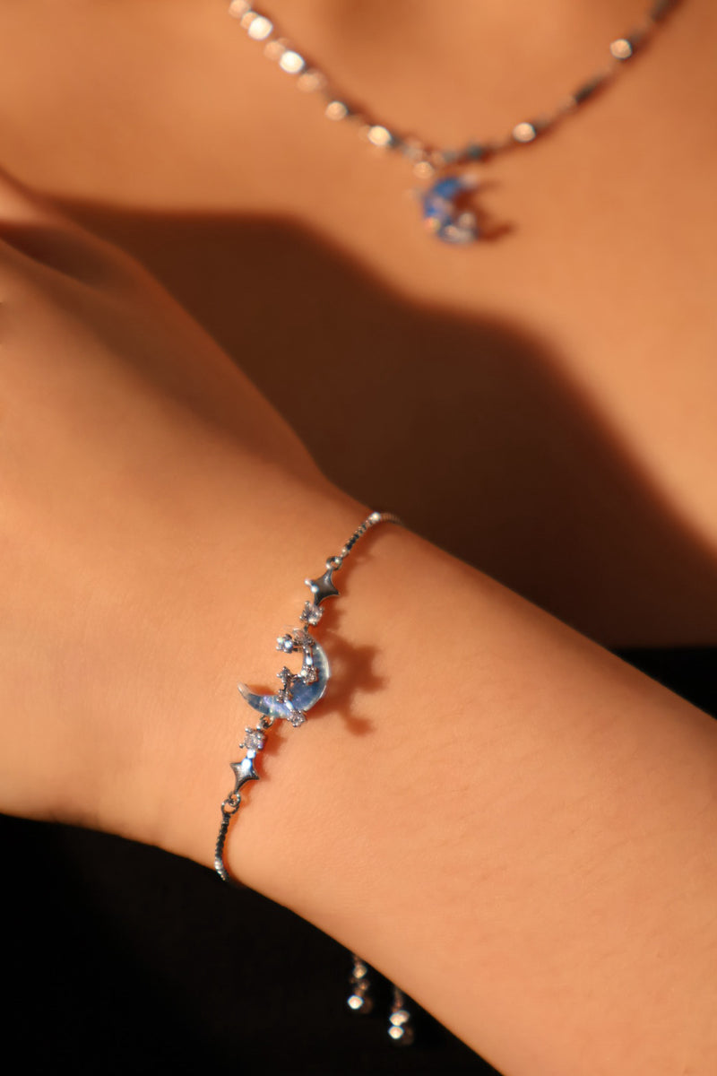 Palladium white-gold-plated moon and star necklace with a zirconia moonstone and zirconia diamonds