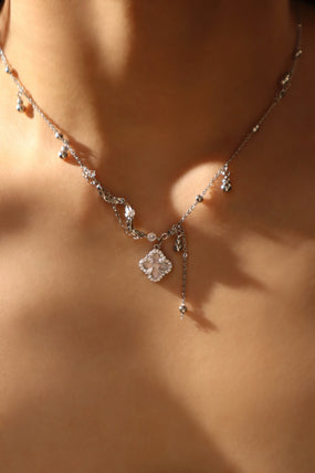 Platinum Plated Lucky Leaf Shell Pearls Spiral Necklace