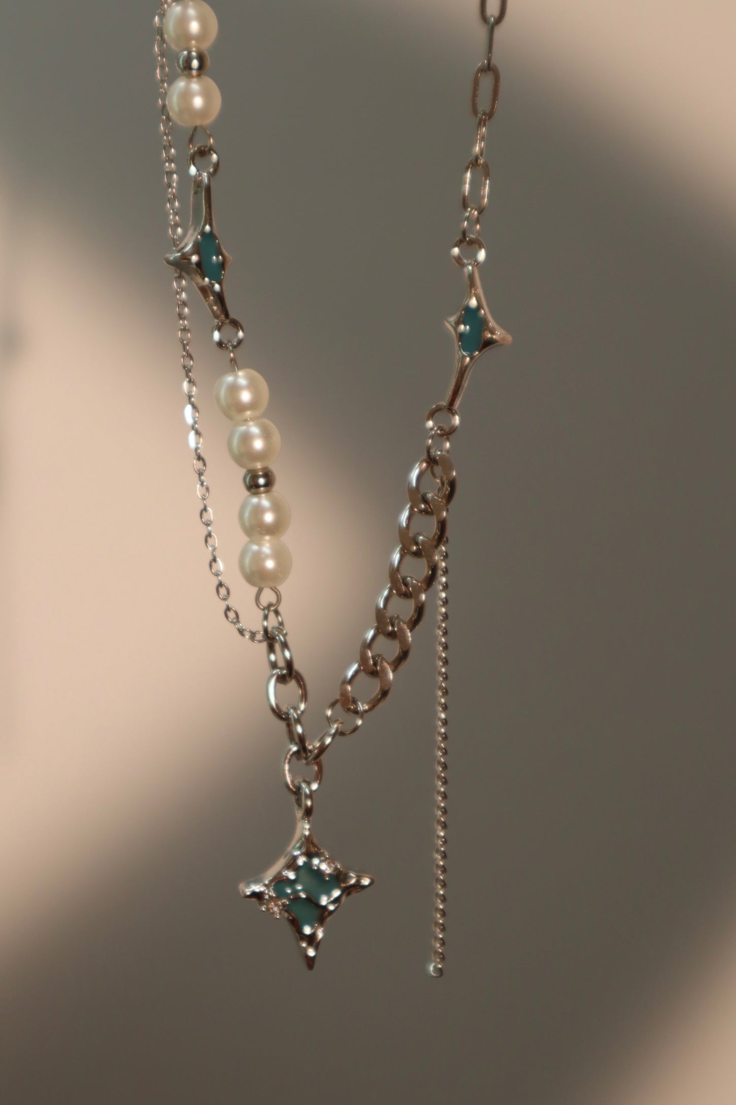 Green Tide Pearl Necklace
