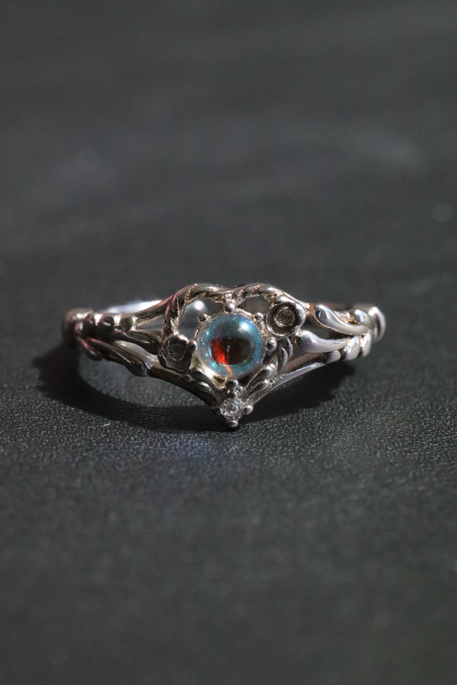 925 Sterling Silver Moonstone Heart Ring