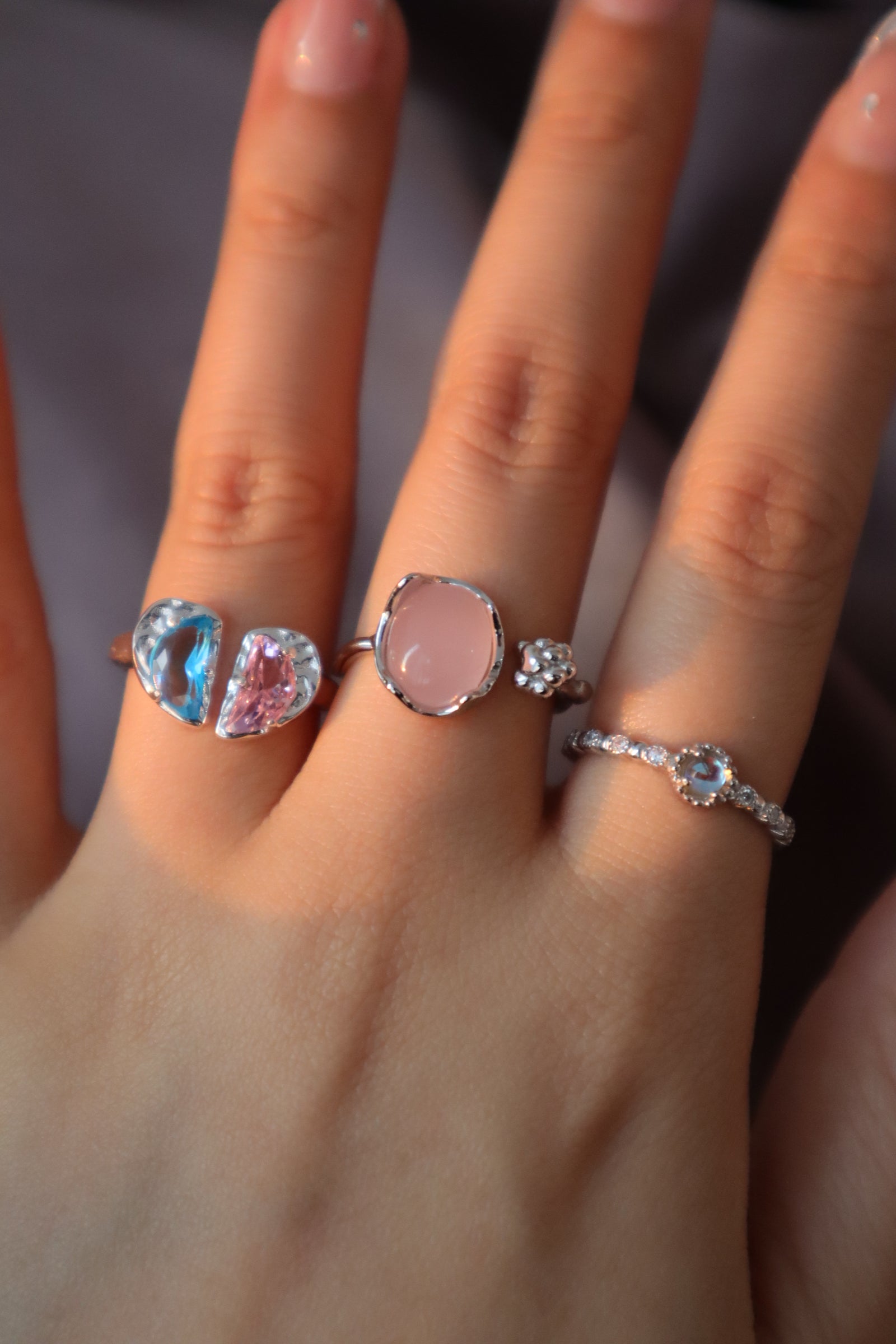 925 Sterling Silver Blue and Pink Heart ring