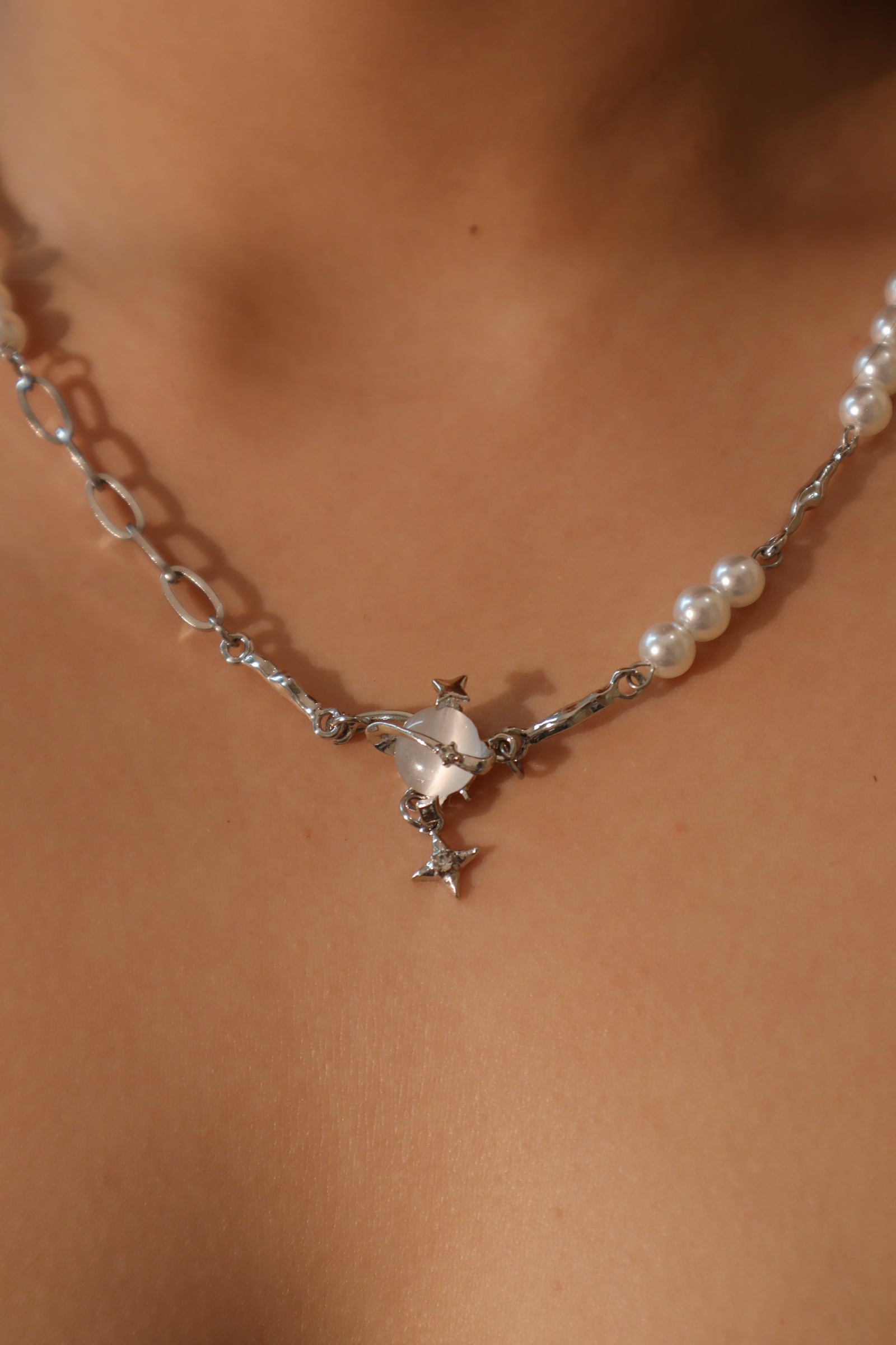 Moonlight Satum Star Pearls Necklace