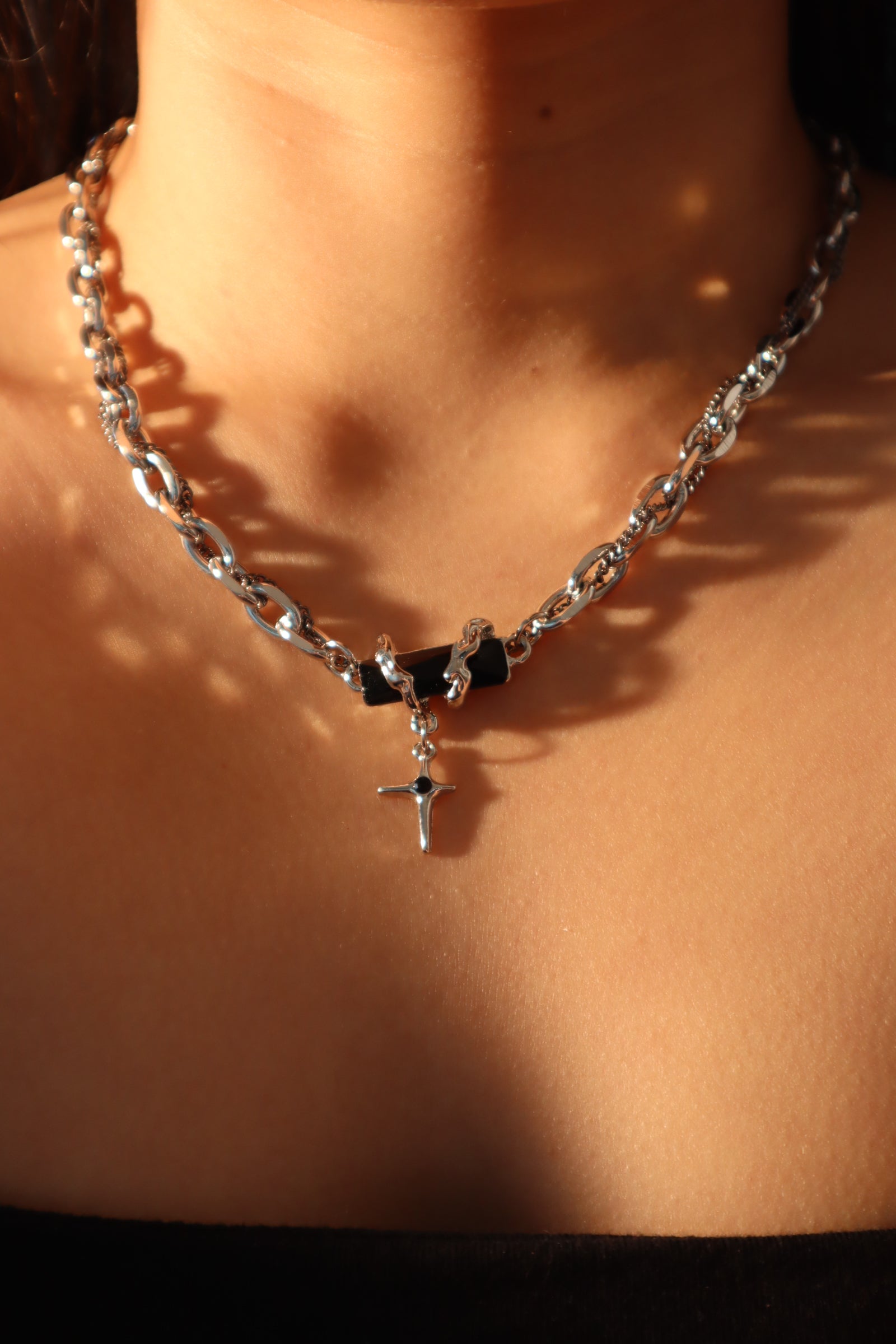 Black Gem Star Chain Necklace