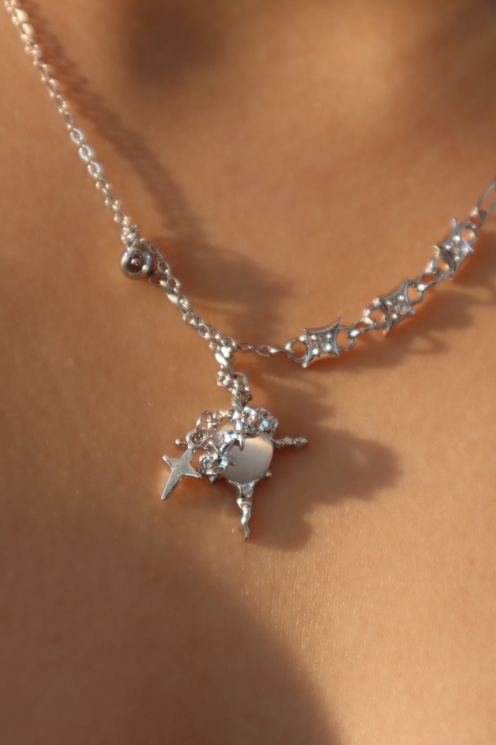 Moonlight Satum Star Diamond Necklace